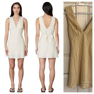 Nia Roma v-neck mini Dress Tan 45368
